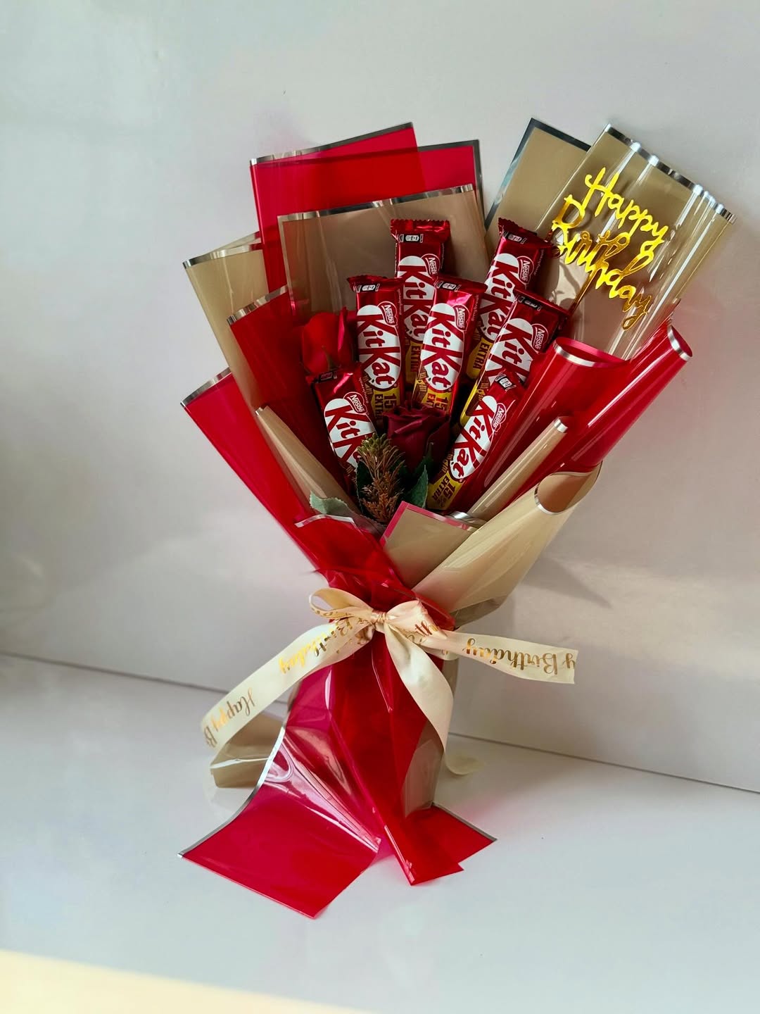 KitKat Chocolate Bouquet Gift – Wrapped in Red