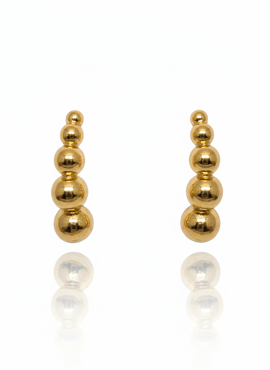 Graduated Gold Ball Stud Earrings Gifted by Moni