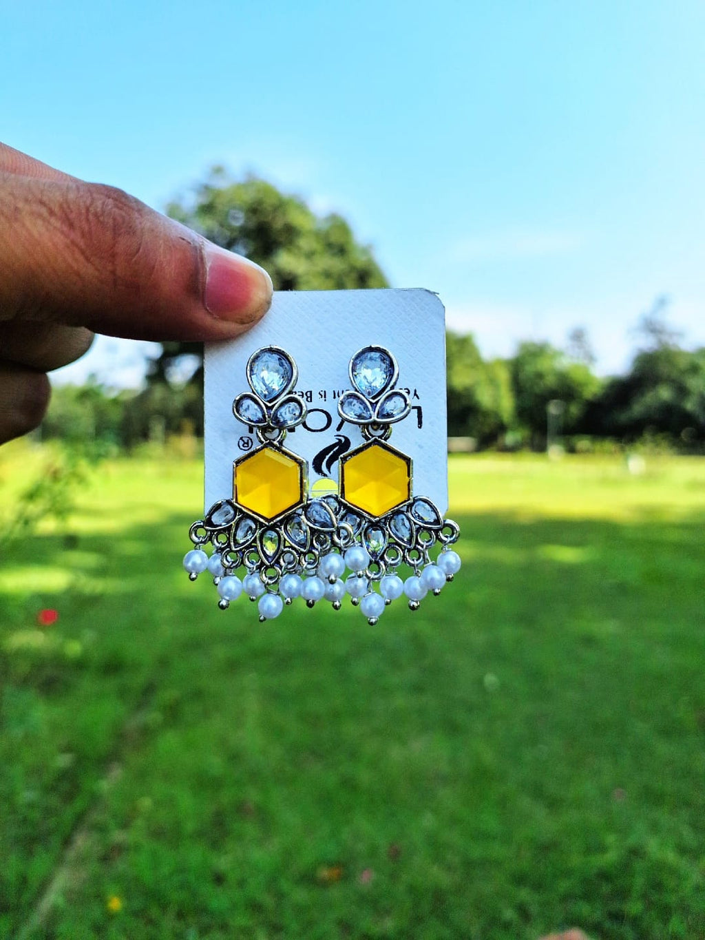 Golden Glow Crystal & Pearl Earrings Gift Hamper Set