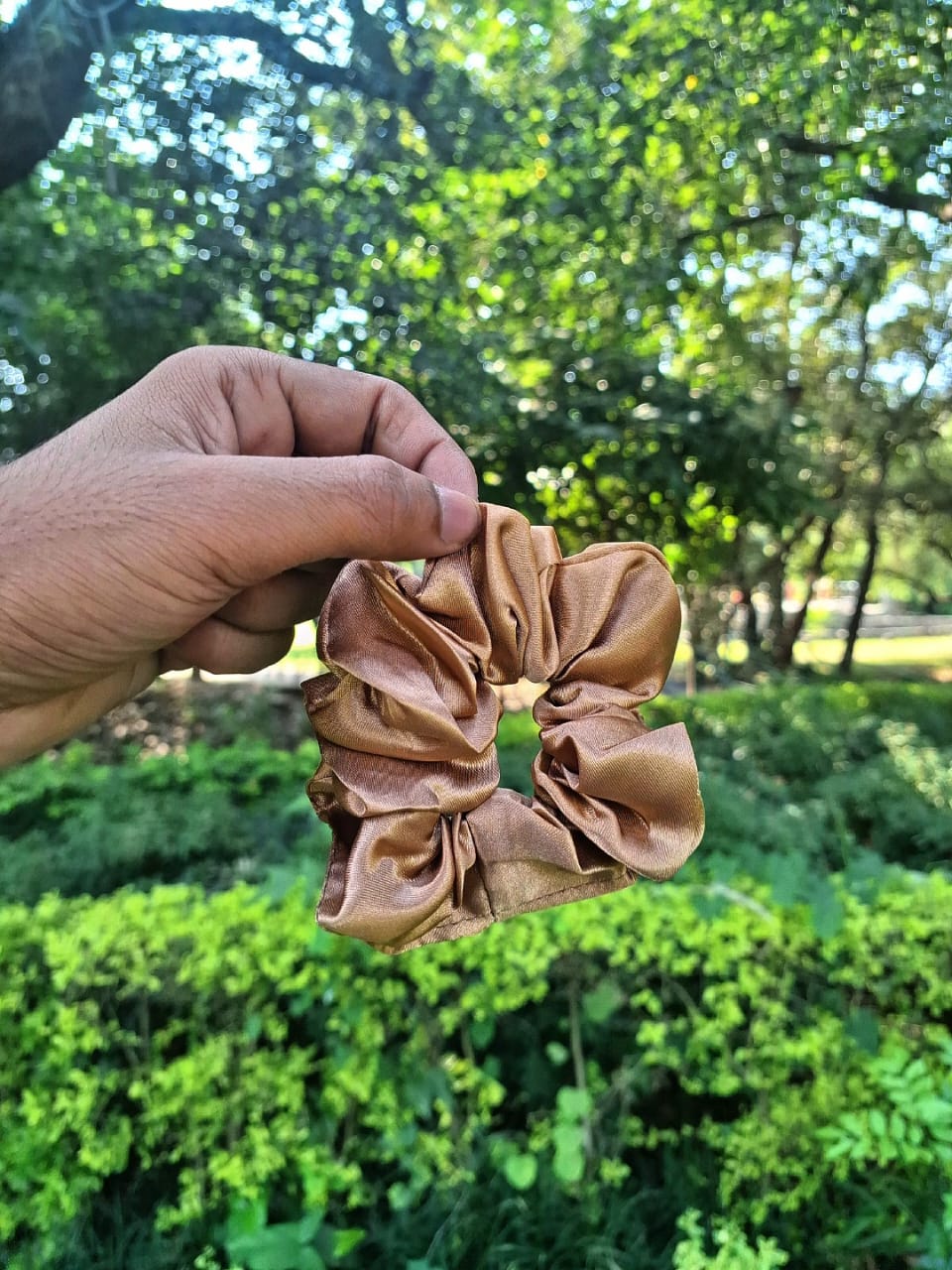 Heartfelt Moments Gift Hamper – Necklace, Claw Clips, Scrunchies, Bracelet + Personalized Message