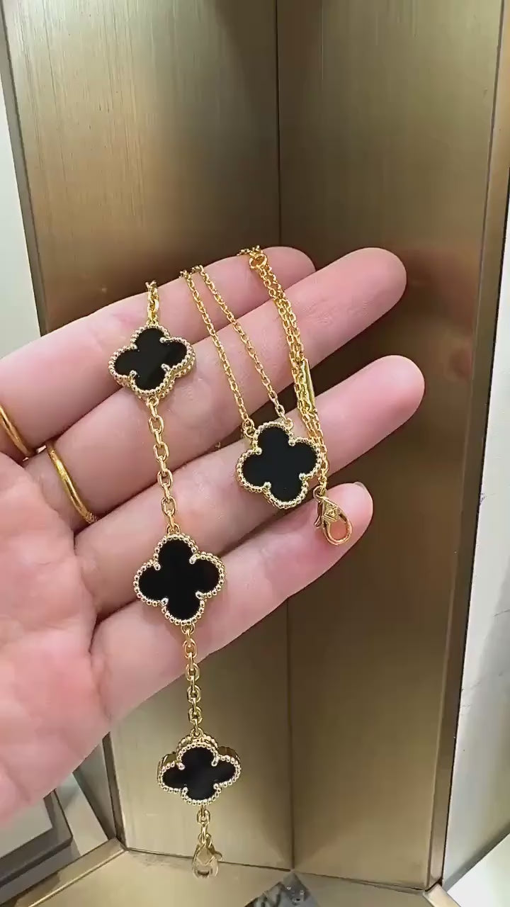 Elegant Black Reversible Clover Bracelet Unisex